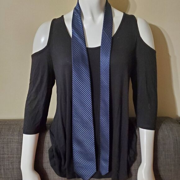 Adolfo Dark Blue Striped Silk Tie - Picture 3 of 5